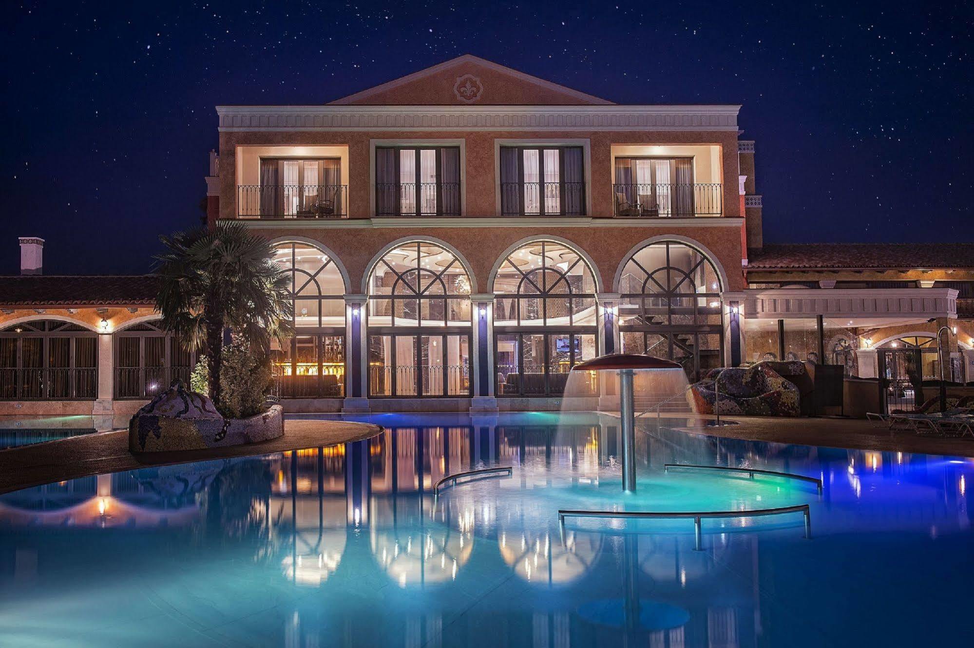 Villa Plaza Boutique Hotel & Spa Prešov Exterior foto